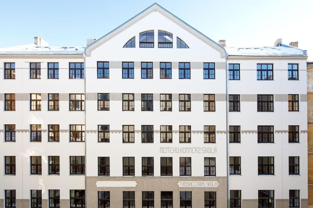 Bright Designer Loft In The City Center Căn hộ