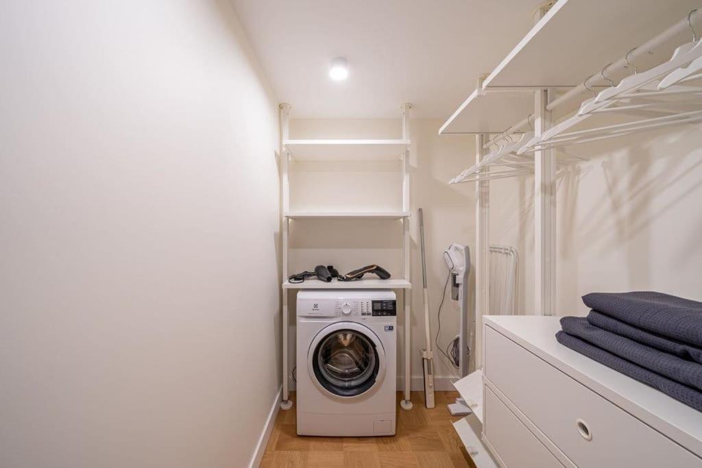 Bright Designer Loft In The City Center * Riga